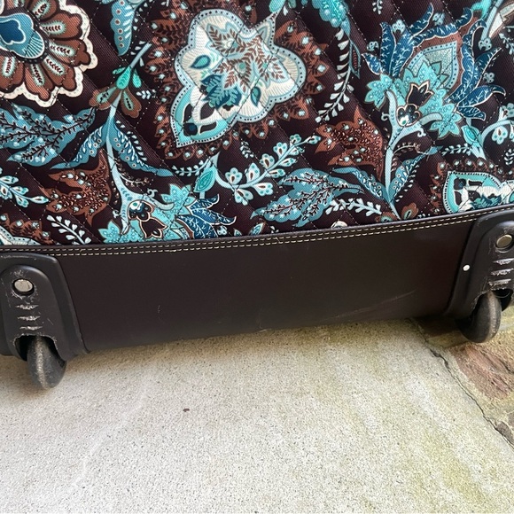 TURQUOISE W/BROWN ACCENTS! Pretty Vera Bradley Fabric Wheeled Carryon Suitcase - Picture 6 of 16